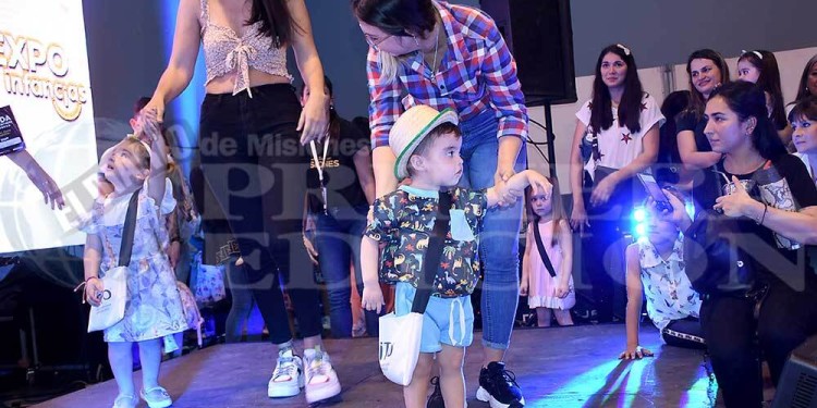 Galería de fotos: así fue la “Pasarela Kids” de la Ruta del Diseño Misionero