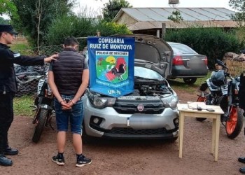 Lo atraparon con un auto robado y una radio portátil de dudosa procedencia