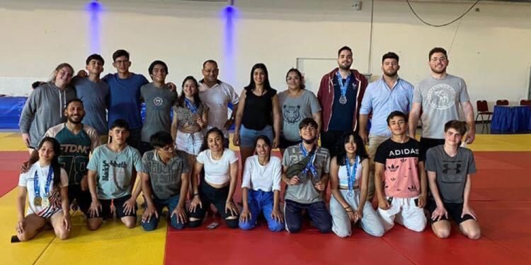 A ENTRENAR. Los misioneros se preparan para el Torneo Sudamericano.