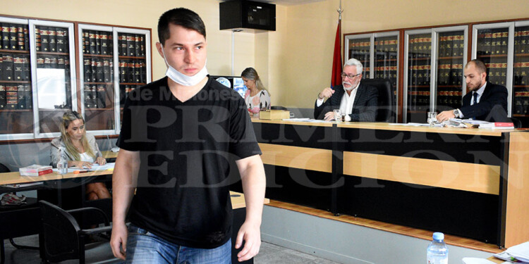 EL JUICIO. Fue mediante el sistema de Tribunal unipersonal. En la imagen el imputado tras escuchar la sentencia.