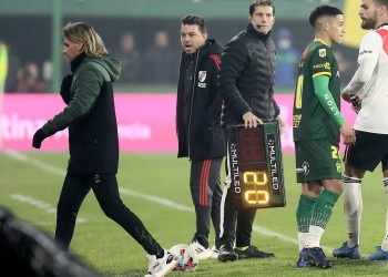 Beccacece trató a Gallardo de  “arrogante y prepotente”