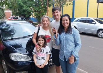 Solidaridad posadeña: le regalaron un auto para poder trasladar a su hija con discapacidad