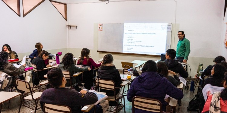 VISIÓN MÁS CLARA. Los estudiantes recibirán la información necesaria sobre las distintas opciones existentes.