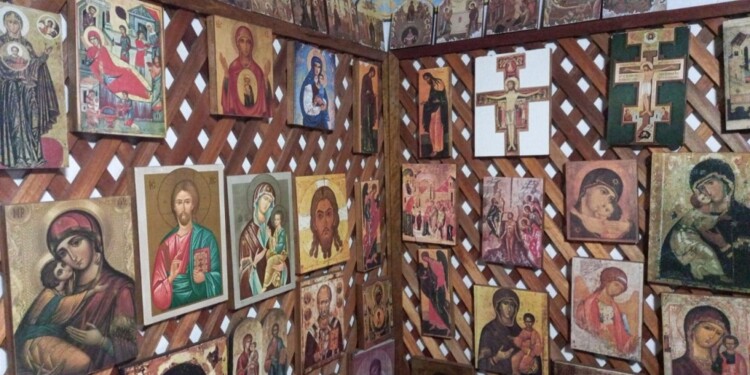 El Museo Ucraniano de Apóstoles guarda la historia de su gente