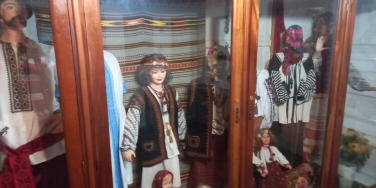 El Museo Ucraniano de Apóstoles guarda la historia de su gente