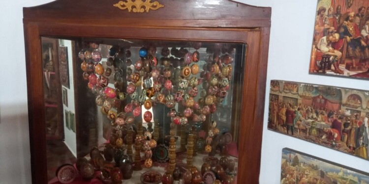 El Museo Ucraniano de Apóstoles guarda la historia de su gente