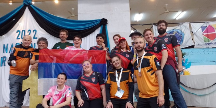 ALEGRÍA. La delegación misionera que formó parte del certamen nacional.