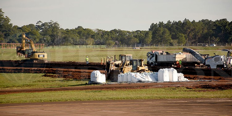 PROBLEMAS. Desde la empresa alegaron en los fundamentos que el cambio en las fechas de reapertura se debe a “las cuestiones meteorológicas y de logística que ocasionaron una demora en los trabajos de repavimentación de la pista”.