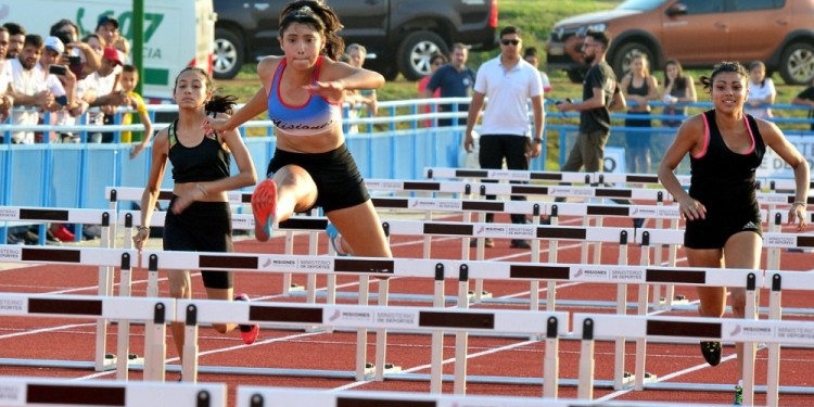 EN ACCIÓN. Los atletas misioneros van en busca de mejorar su marca y sumar rodaje en el Nacional U-23. Magalí Brizuela (foto) competirá en los 100 metros c/v y Salto en Largo.