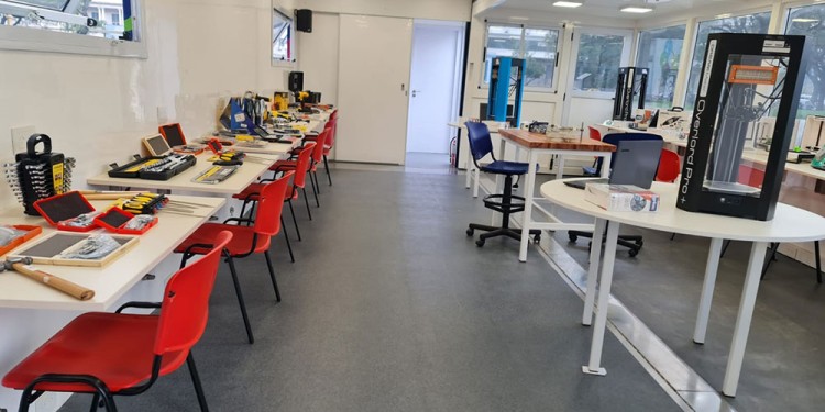 EN LO DIGITAL. El aula llevará cursos a distintos puntos de Misiones.