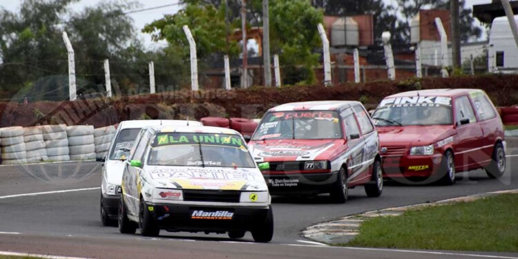 Galería de fotos: El Misionero de Pista, a máxima velocidad en Posadas