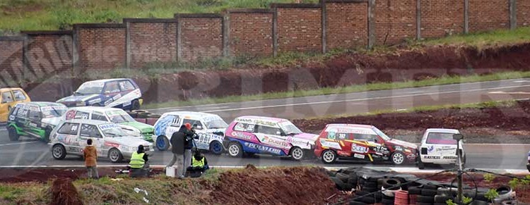 Galería de fotos: El Misionero de Pista, a máxima velocidad en Posadas