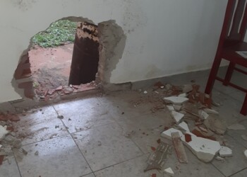 Volvieron a profanar un templo católico posadeño