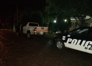 Le prendió fuego a la camioneta de la pareja de su ex