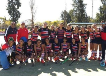 Hockey: Centro se vuelve con la de plata