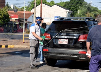 Ediles posadeños piden se declare la emergencia por falta de combustible