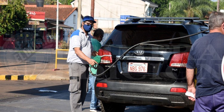 PROBLEMA. En los últimos días, varios vecinos indicaron que “deben recorrer varias estaciones hasta encontrar el producto”.