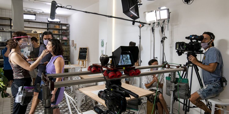 TEC y el INCAA lanzan concurso de producción de series de ficción sobre temáticas científicas y tecnológicas.