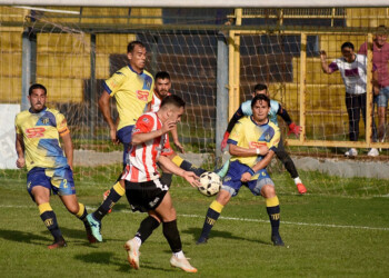 Fútbol: se buscan semifinalistas del torneo provincial