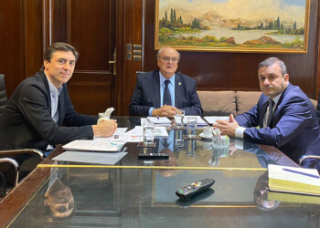 Misiones gestiona cupo de dólares para insumos industriales