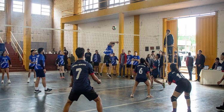 ACCIÓN. El vóley fue una de las disciplinas que tomó protagonismo en Apóstoles.