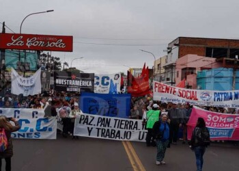 Organizaciones sociales marcharon este domingo en toda la provincia