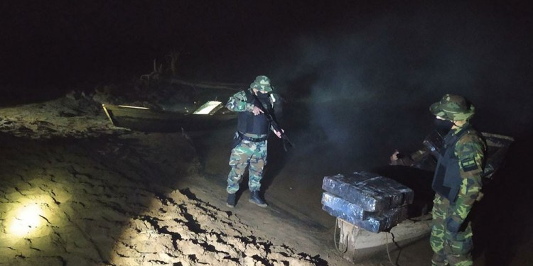 PASOS CLANDESTINOS. El lugar donde fue atrapada la banda narco es constantemente patrullado por Prefectura.