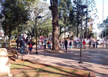 Movilizaciones de organizaciones sociales en varias localidades misioneras