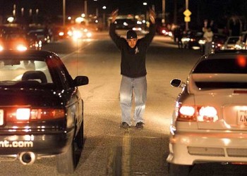 Comenzó el debate sobre una ley para castigar a quienes corren “picadas”