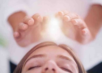 Por qué se celebra el Día del Reiki