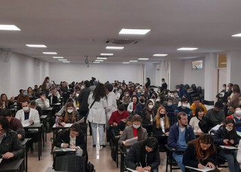 Residencias en salud: se inscribieron pocos pero se presentaron casi todos a rendir