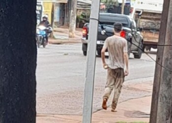 Joven con presuntos problemas mentales atemoriza a todo un barrio de Posadas