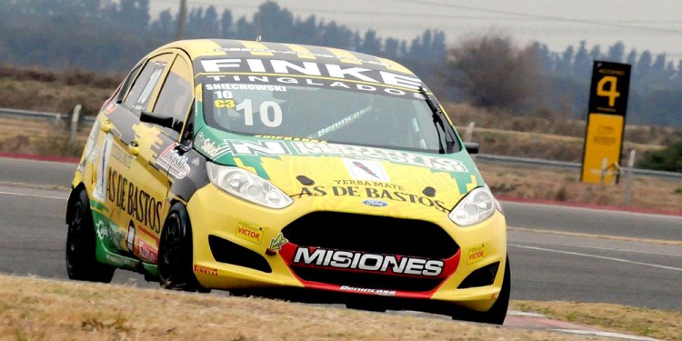 EN CONDICIONES. El auto de Sniechowski fue mejorado para esta fecha.