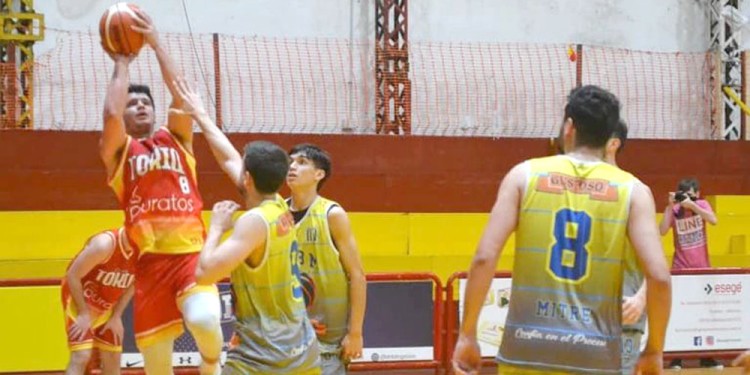 DERBY. El clásico final entre Mitre y Tokio se abrirá en casa del Auriazul.