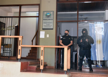 Catorce años y medio de prisión por abusar y embarazar a su hijastra