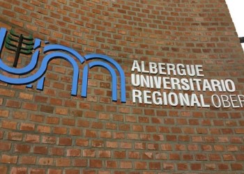 Aumentaron las consultas por becas de albergues y carreras en la UNaM en 2023