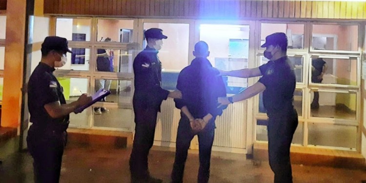 SE ENTREGÓ. A las pocas horas del hecho el sospechoso del crimen se presentó en la comisaría junto a un abogado.