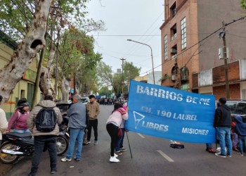 Beneficiarios de Potenciar Trabajo que no cobraron agosto se manifestaron frente a la ANSeS