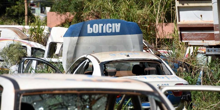 Compactarán unos 120 móviles de la Policía que se encuentran en desuso