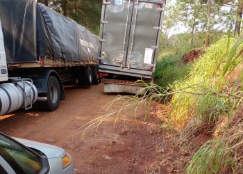 Corte de ruta y accidente en Montecarlo