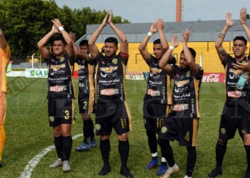 Crucero del Norte consiguió una victoria clave y da pelea