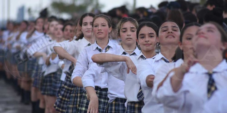 Galería: los estudiantes pusieron toda la alegría y el ritmo en la costanera