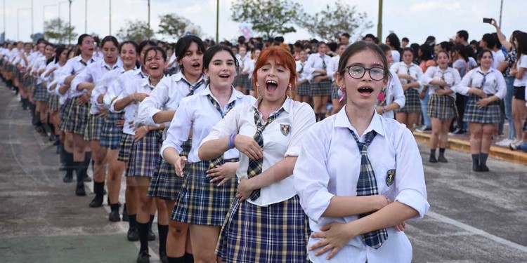 Galería: los estudiantes pusieron toda la alegría y el ritmo en la costanera