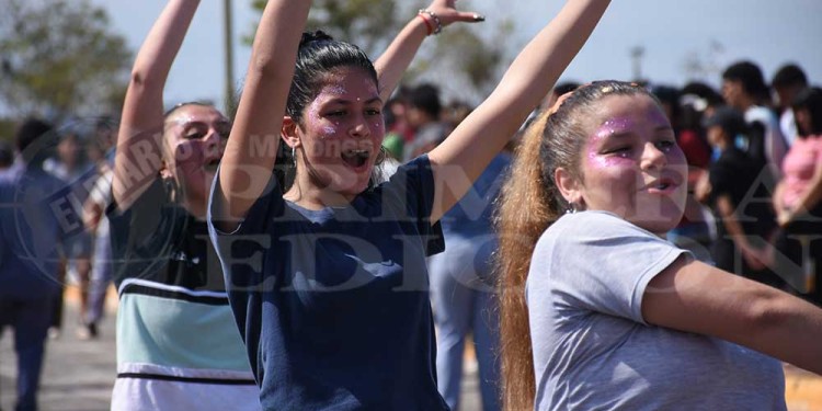 Galería: los estudiantes pusieron toda la alegría y el ritmo en la costanera