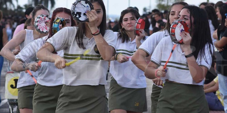 Galería: los estudiantes pusieron toda la alegría y el ritmo en la costanera