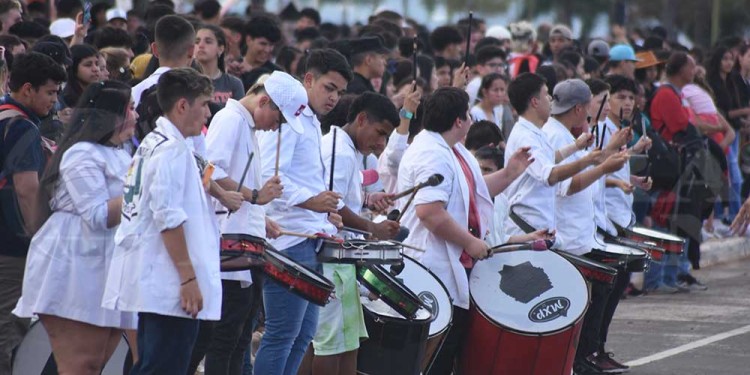 Galería: los estudiantes pusieron toda la alegría y el ritmo en la costanera