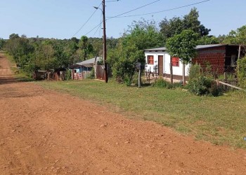 Joven llegó a su casa y su madre lo encontró en su cama con un disparo en el pecho