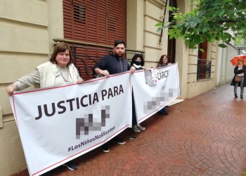 Durante la segunda jornada tres médicas confirmaron lesiones de abuso en la niña