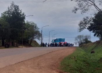 Organizaciones sociales cortaron la ruta nacional 14 en Campo Viera