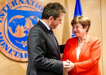 El Fondo aprobó la segunda revisión del acuerdo con la Argentina